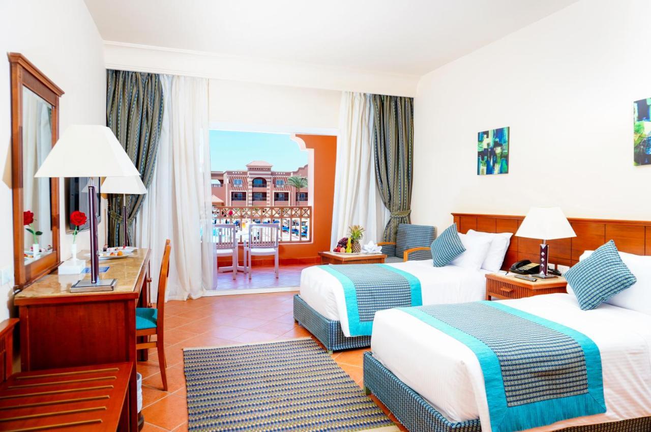 Charmillion Club Aquapark Sharm El Sheikk Exterior foto A room at the hotel