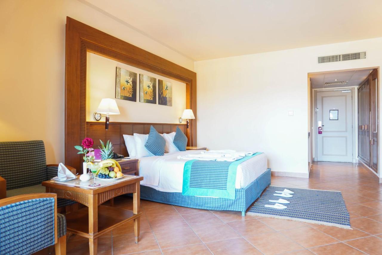 Charmillion Club Aquapark Sharm El Sheikk Quarto foto A room at the Hilton Sharm El Sheikh