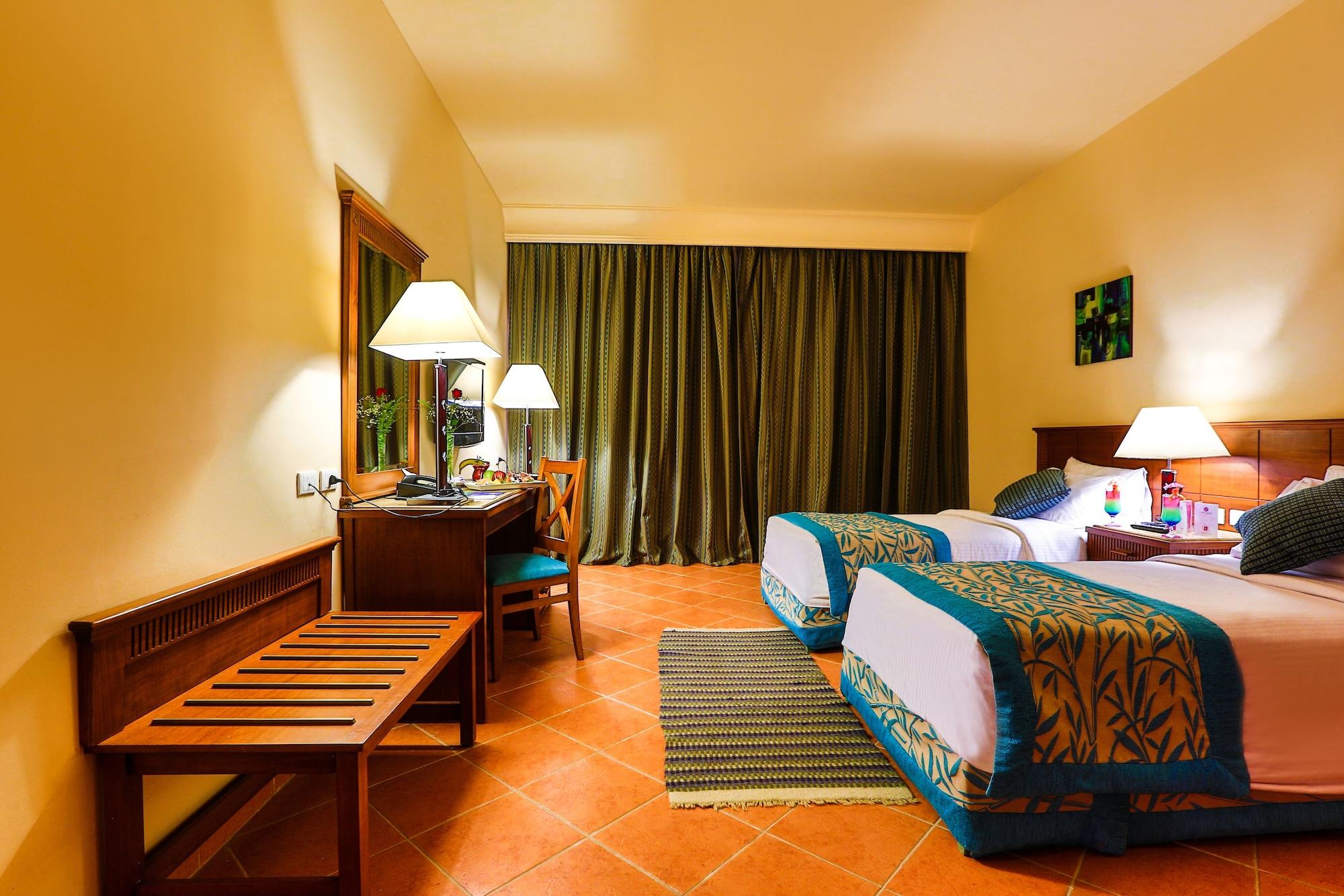 Charmillion Club Aquapark Sharm El Sheikk Exterior foto A room at the hotel
