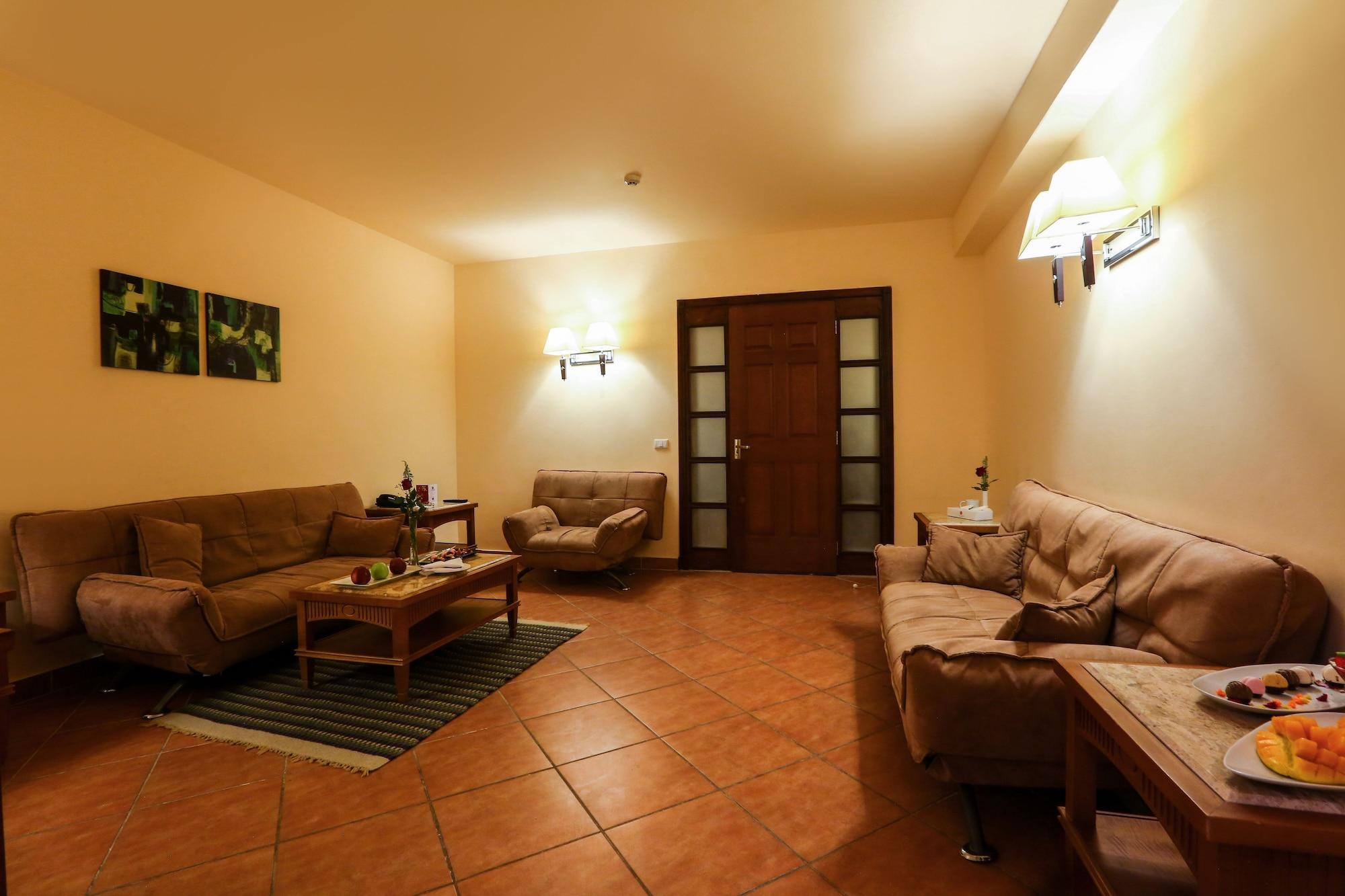 Charmillion Club Aquapark Sharm El Sheikk Exterior foto A living room