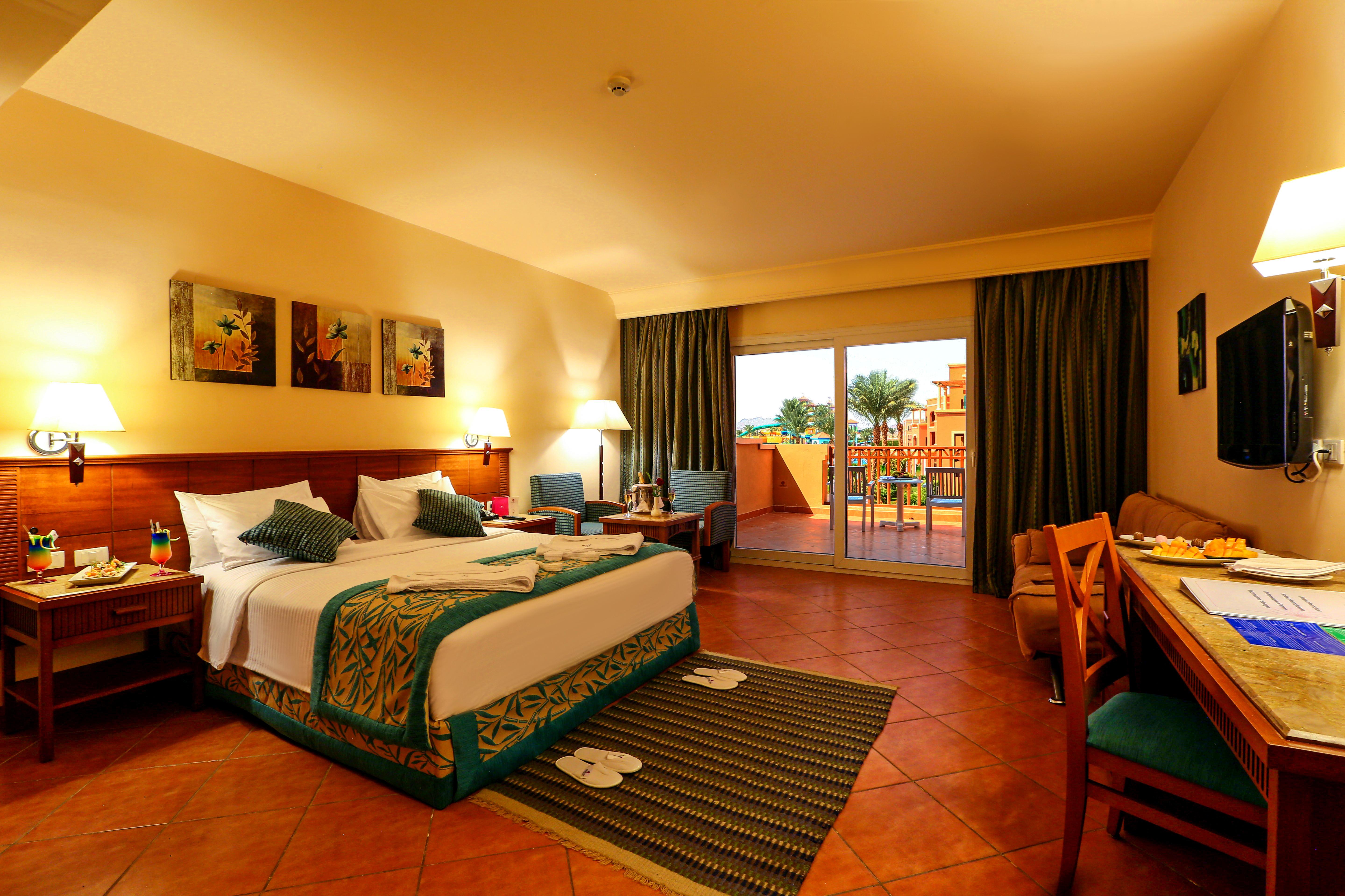 Charmillion Club Aquapark Sharm El Sheikk Exterior foto A room at the Hilton Sharm El Sheikh