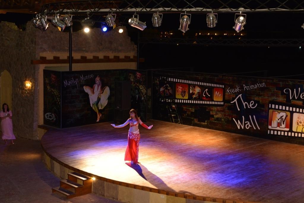 Charmillion Club Aquapark Sharm El Sheikk Exterior foto The Wall performance