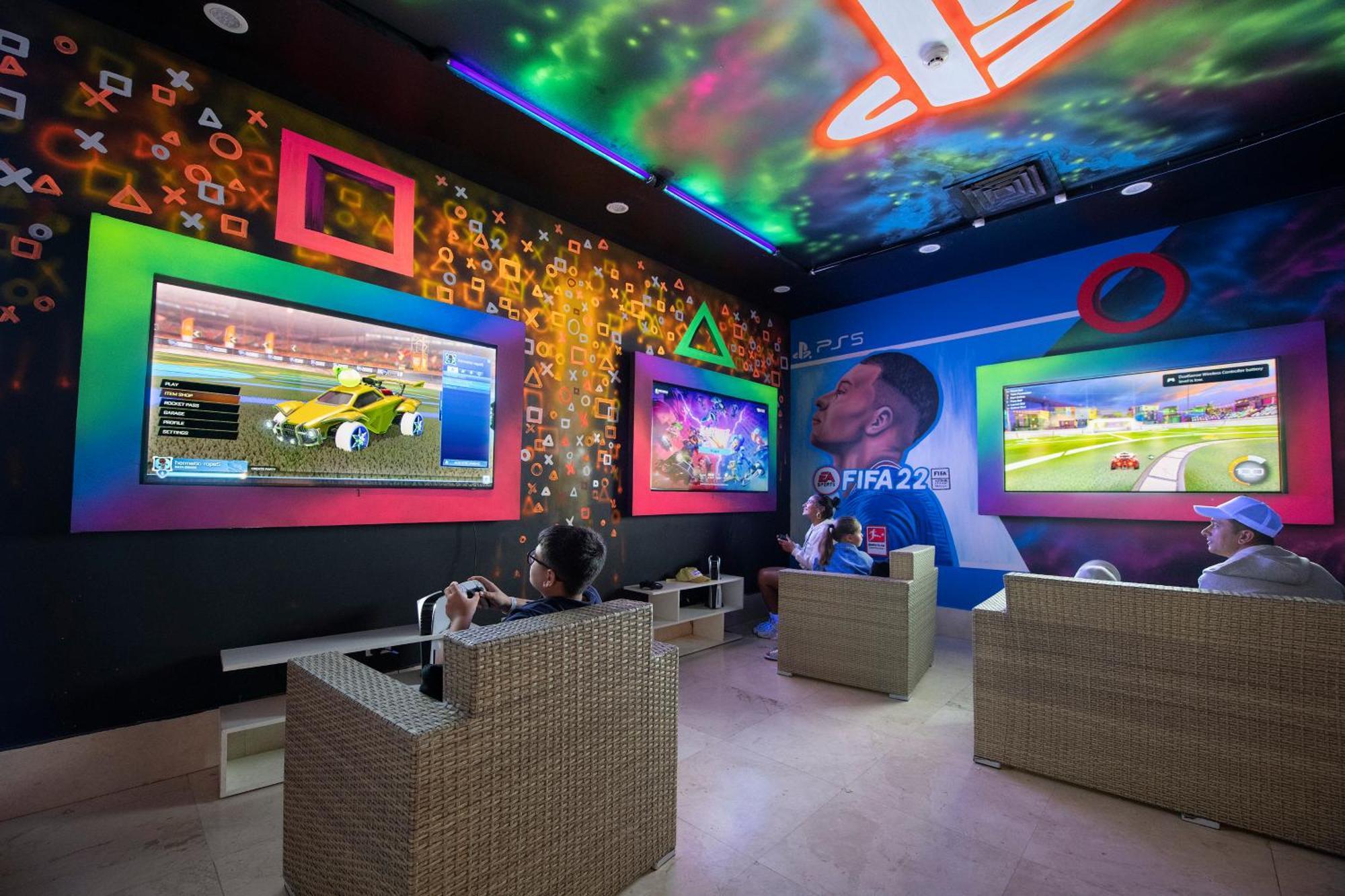 Charmillion Club Aquapark Sharm El Sheikk Exterior foto PlayStation Lounge in Dubai